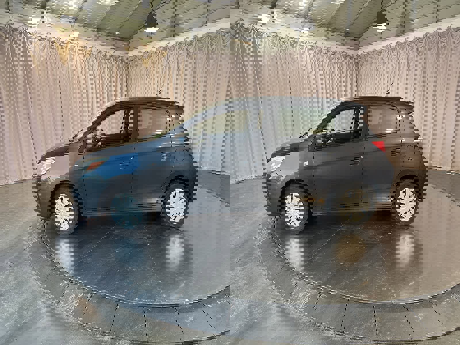 Used 2024 Mitsubishi Mirage LE image 8