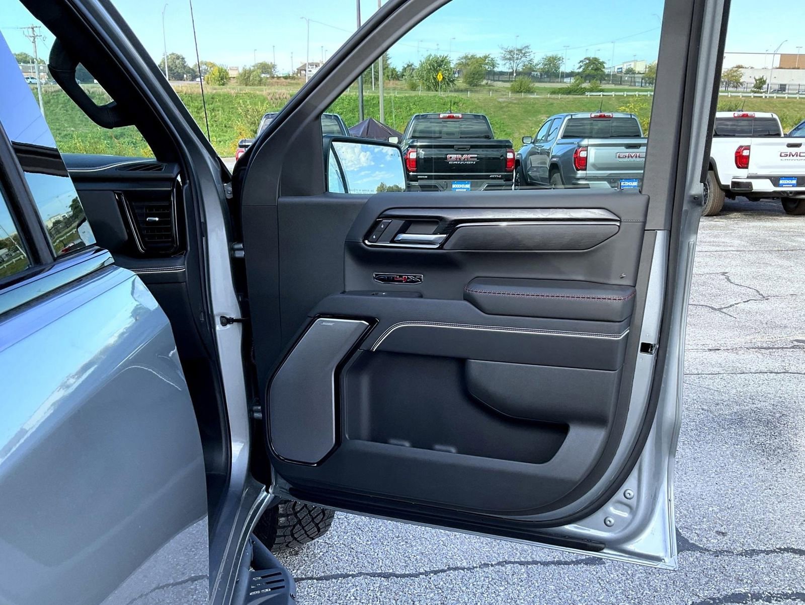 New 2026 GMC Sierra 1500 AT4X image 16