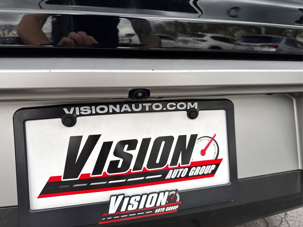 Used 2023 Nissan Pathfinder SL w/ Lighting Package (N92) AWD/4WD image 15