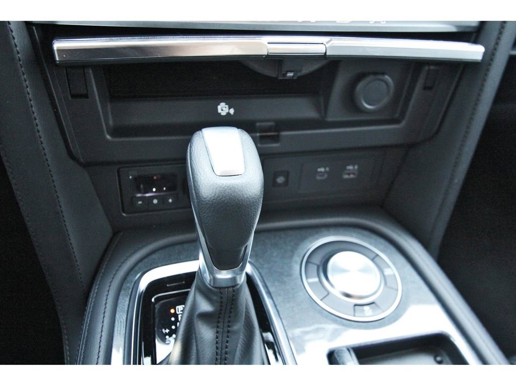 Used 2023 Nissan Armada SV w/ Cargo Package RWD image 20