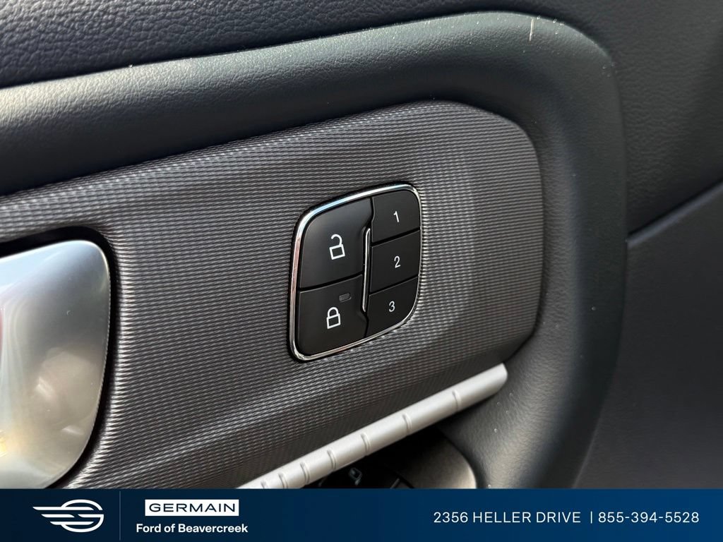 Used 2025 Ford Explorer ST w/ Sun And Sound Package AWD/4WD image 17
