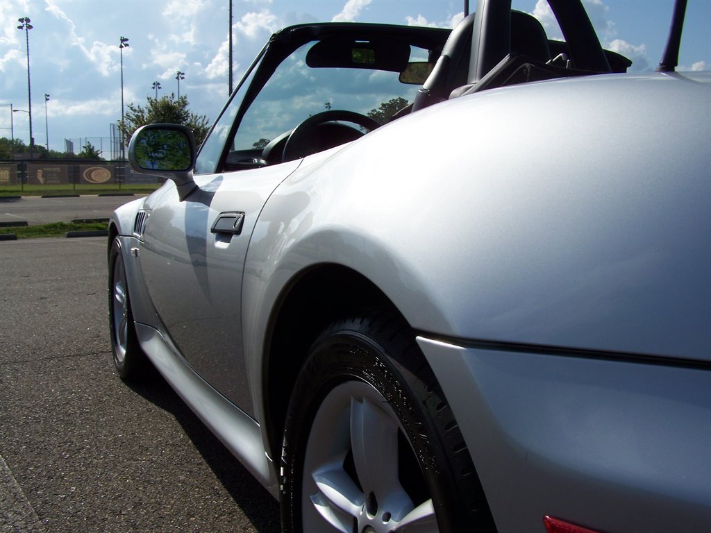 Used 2000 BMW Z3 2.5i RWD image 22
