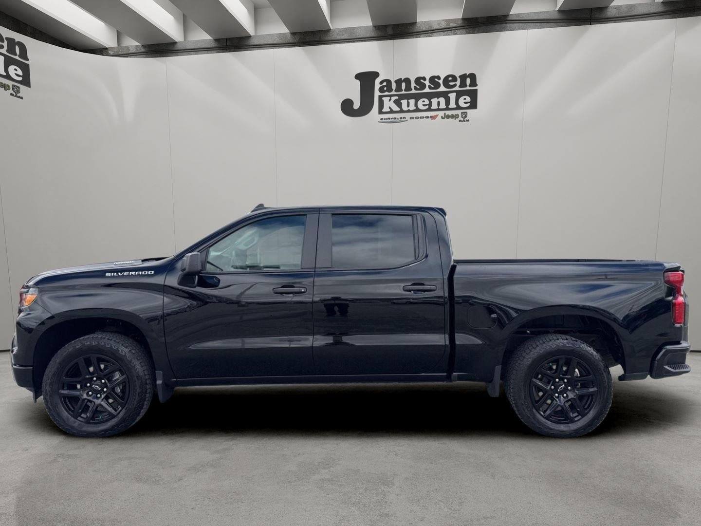Used 2025 Chevrolet Silverado 1500 Custom
