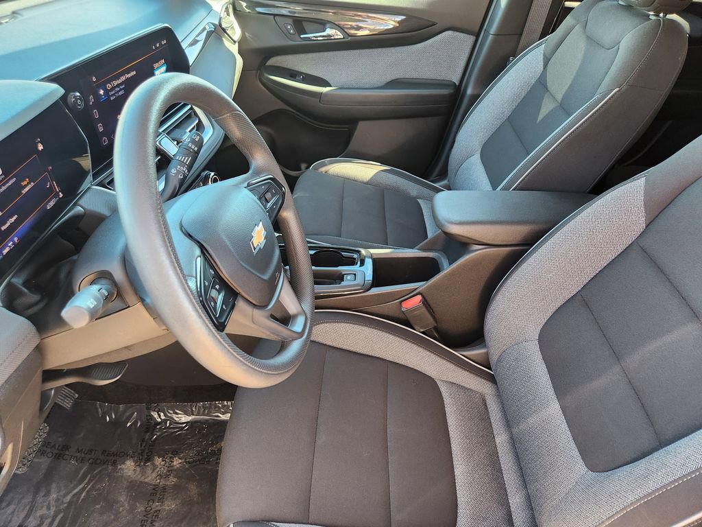 Used 2025 Chevrolet TrailBlazer LT image 4