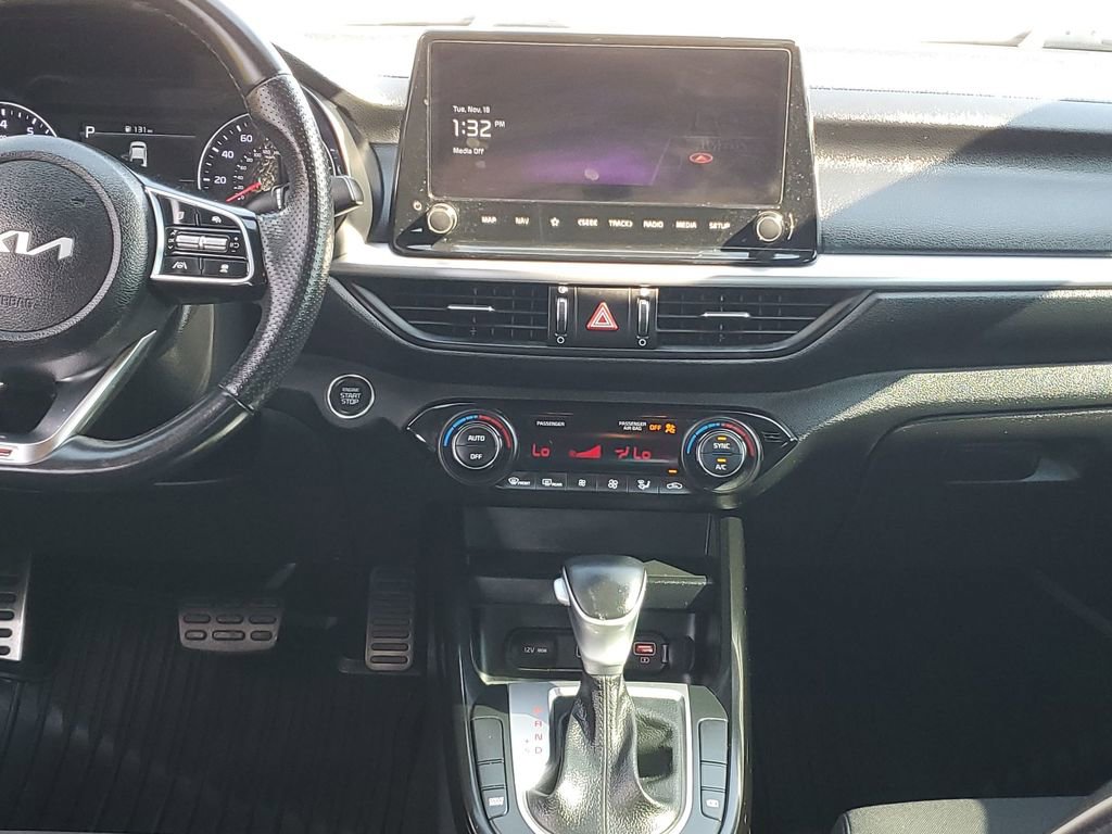 Used 2023 Kia Forte GT-Line w/ GT-Line Technology Package image 28