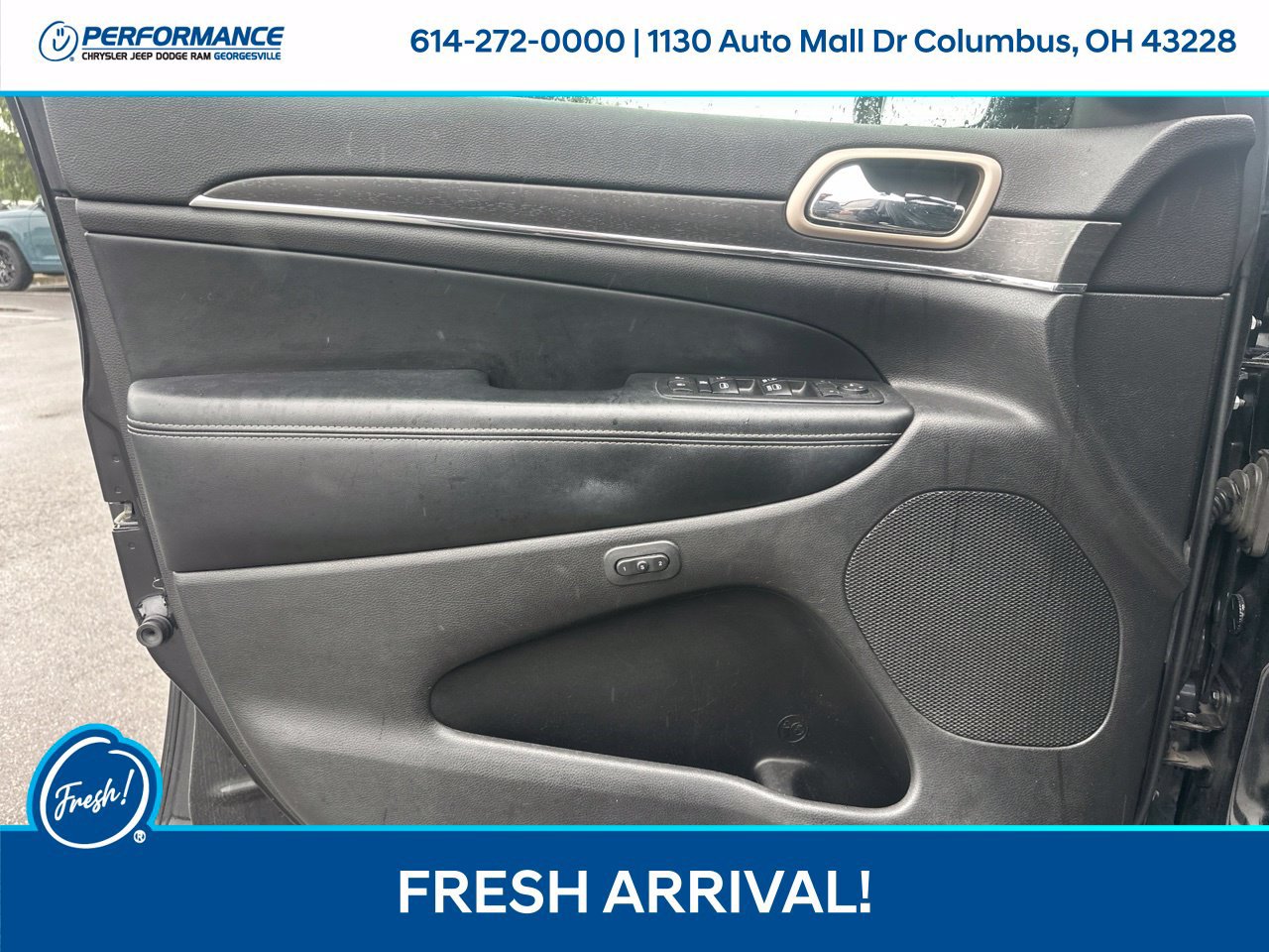 Used 2017 Jeep Grand Cherokee Limited AWD/4WD image 12