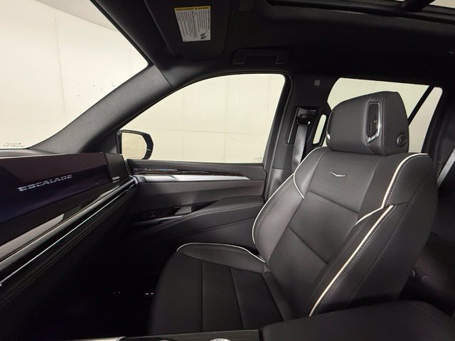 Certified 2026 Cadillac Escalade Luxury w/ Touring Package AWD/4WD image 19