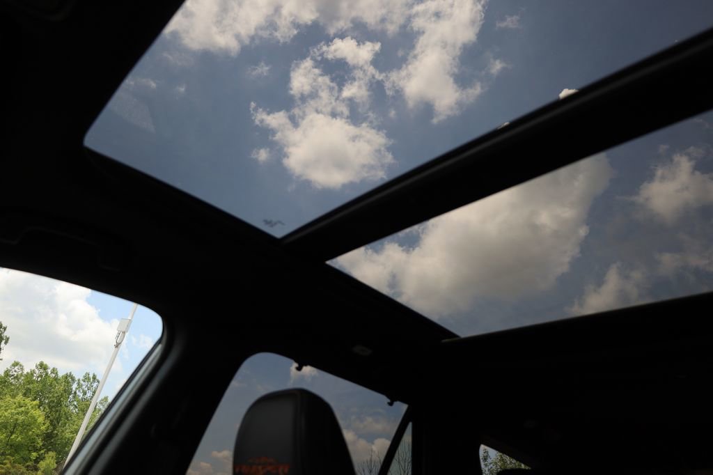 New 2025 Honda Pilot TrailSport image 27