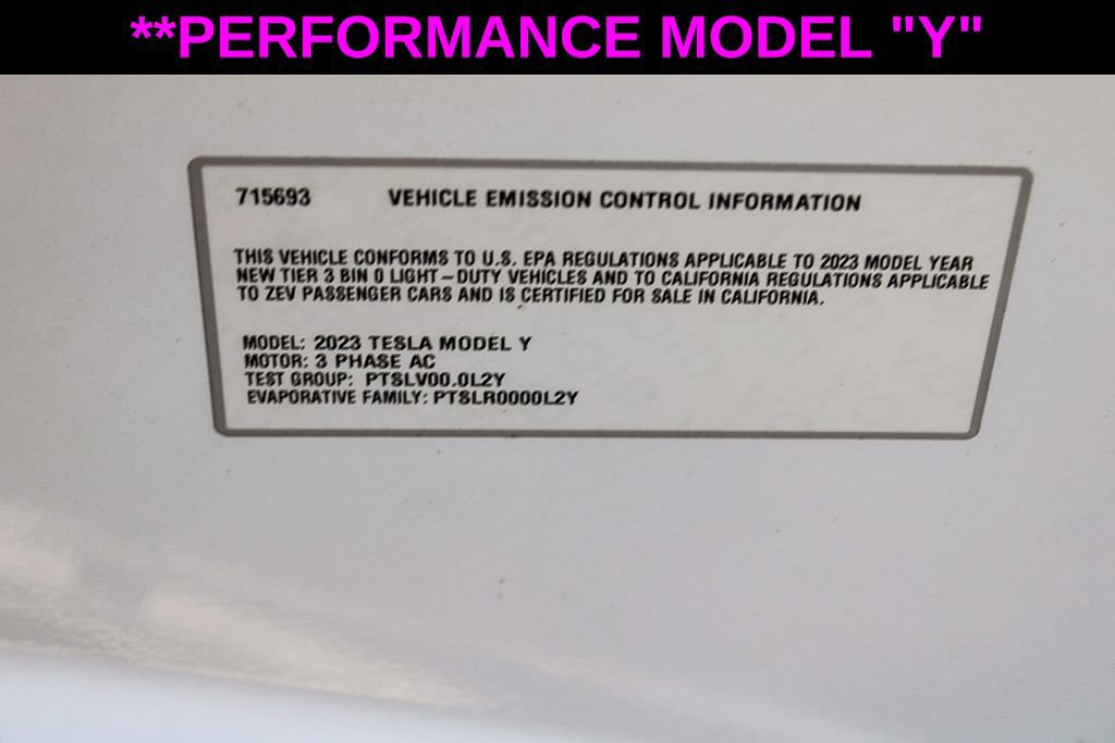 Used 2023 Tesla Model Y Performance image 27