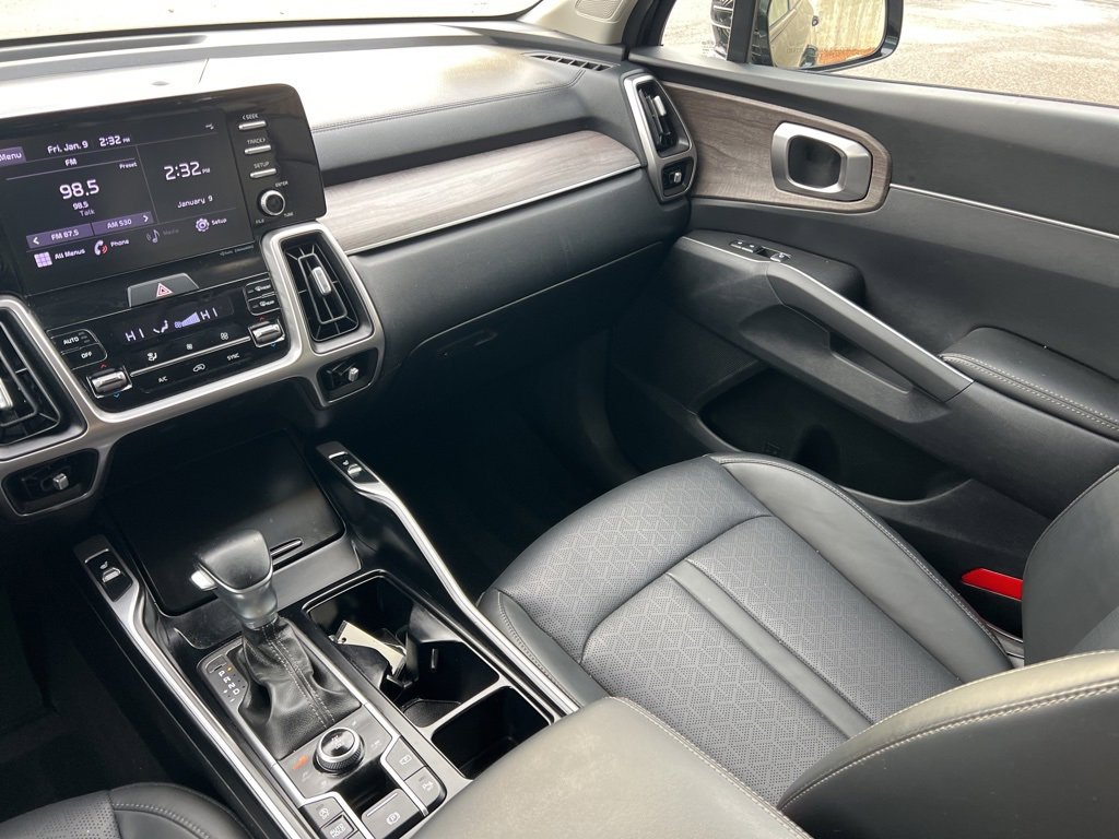 Certified 2021 Kia Sorento EX image 21
