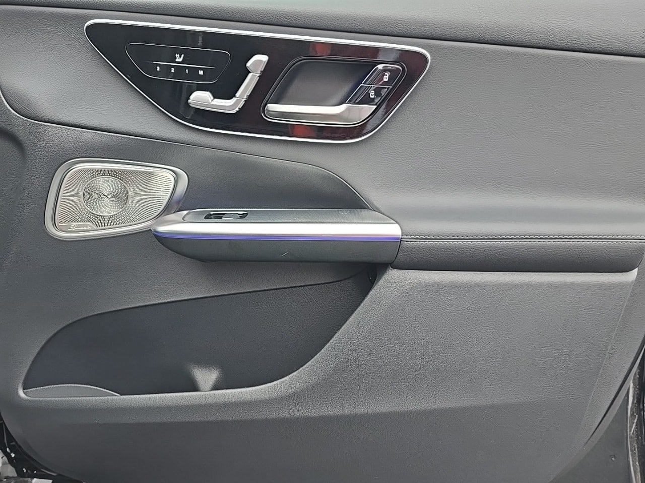 New 2026 Mercedes-Benz GLC 300 4MATIC image 37