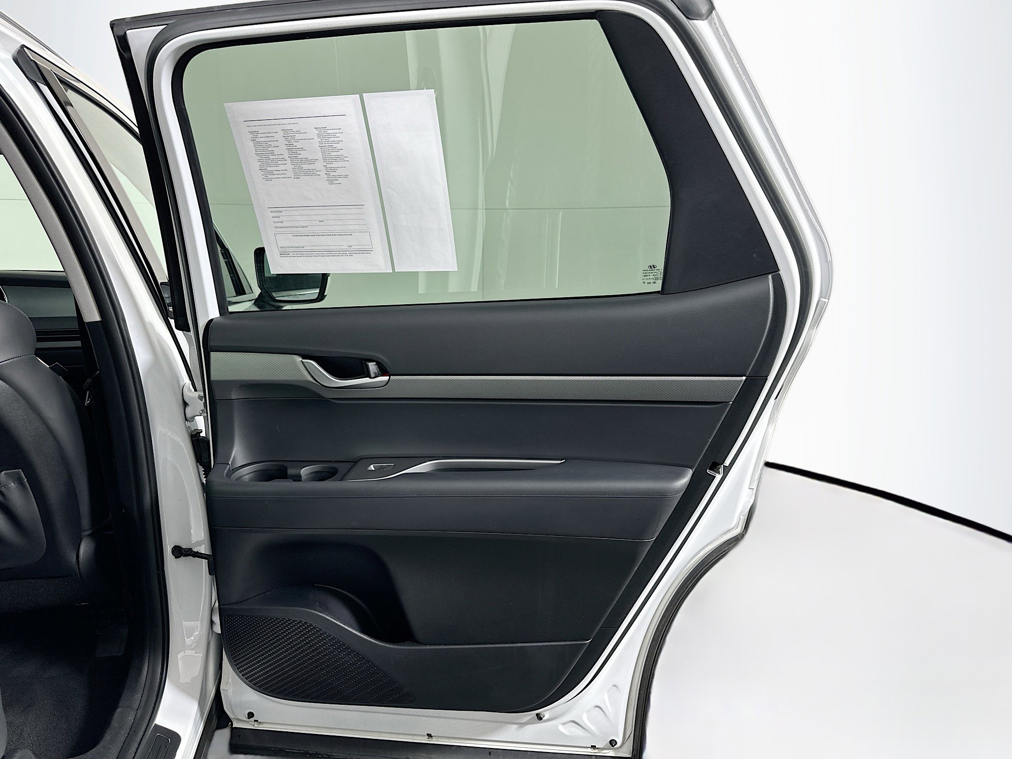 Used 2025 Hyundai Palisade SEL FWD image 32
