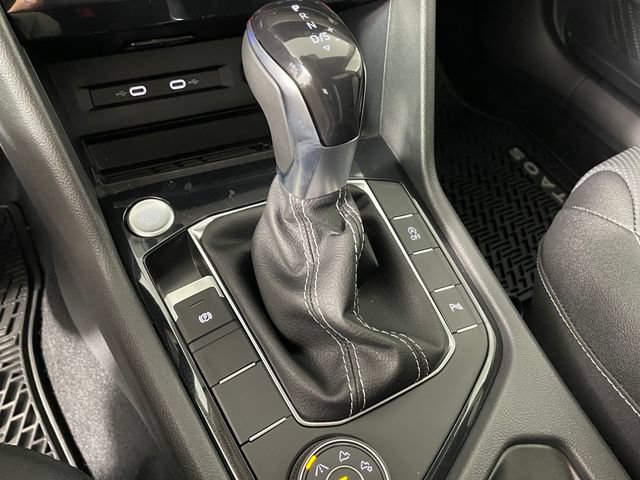 New 2026 Volkswagen Taos SEL AWD/4WD image 4