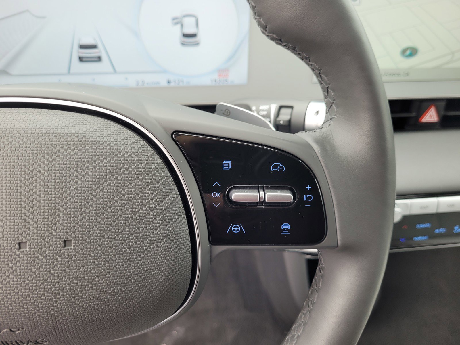 Used 2024 Hyundai Ioniq 5 Limited image 22