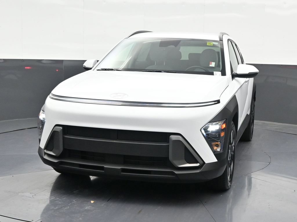 Used 2024 Hyundai Kona SEL w/ Convenience Package FWD image 9