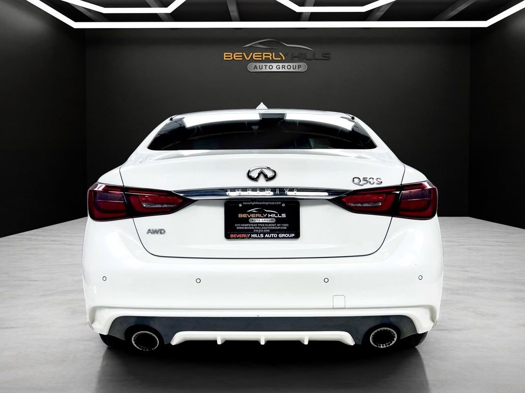 Used 2019 INFINITI Q50 Red Sport 400 w/ Sensory Package AWD/4WD image 4