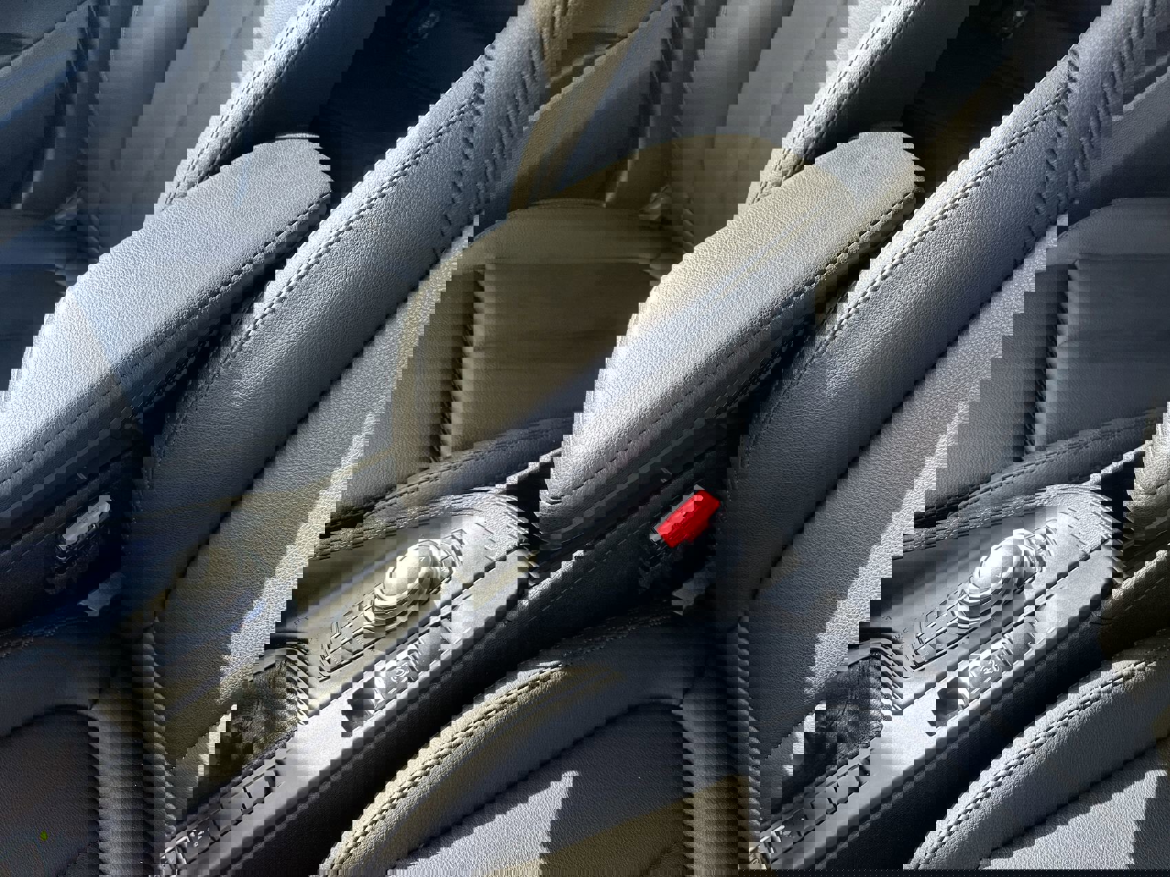 Used 2020 BMW X2 sDrive28i w/ M Sport X Package image 21