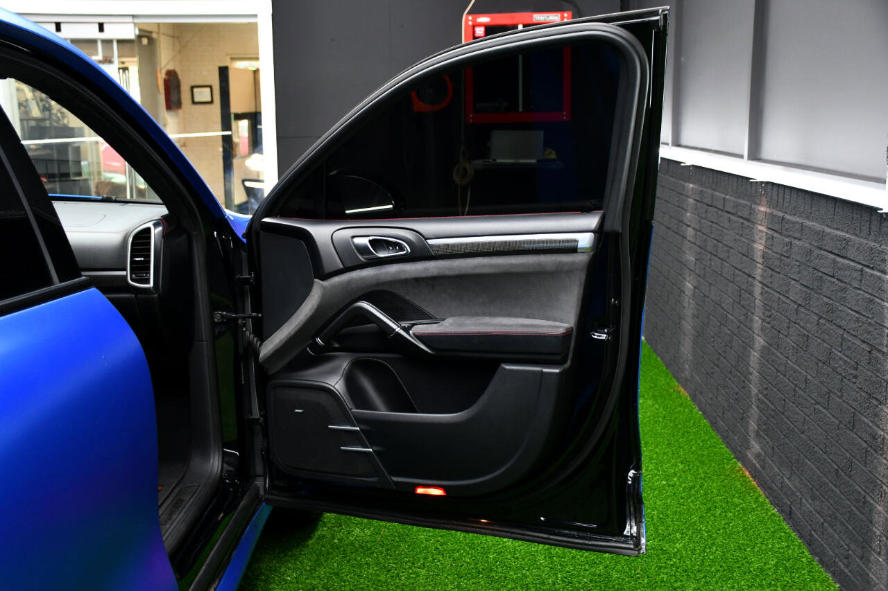 Used 2017 Porsche Cayenne GTS image 42