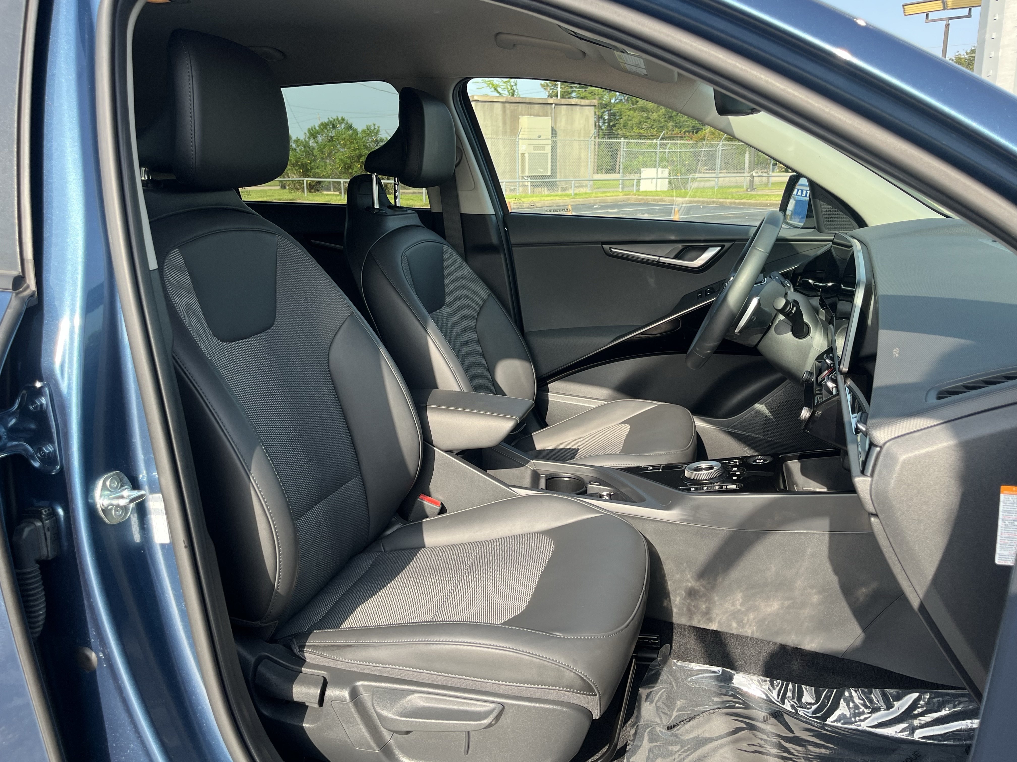 Used 2023 Kia Niro Wind FWD image 31