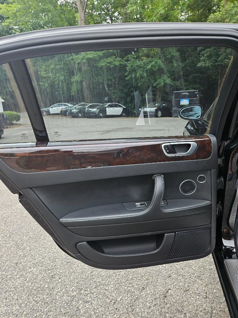 Used 2009 Bentley Flying Spur Flying Spur image 33