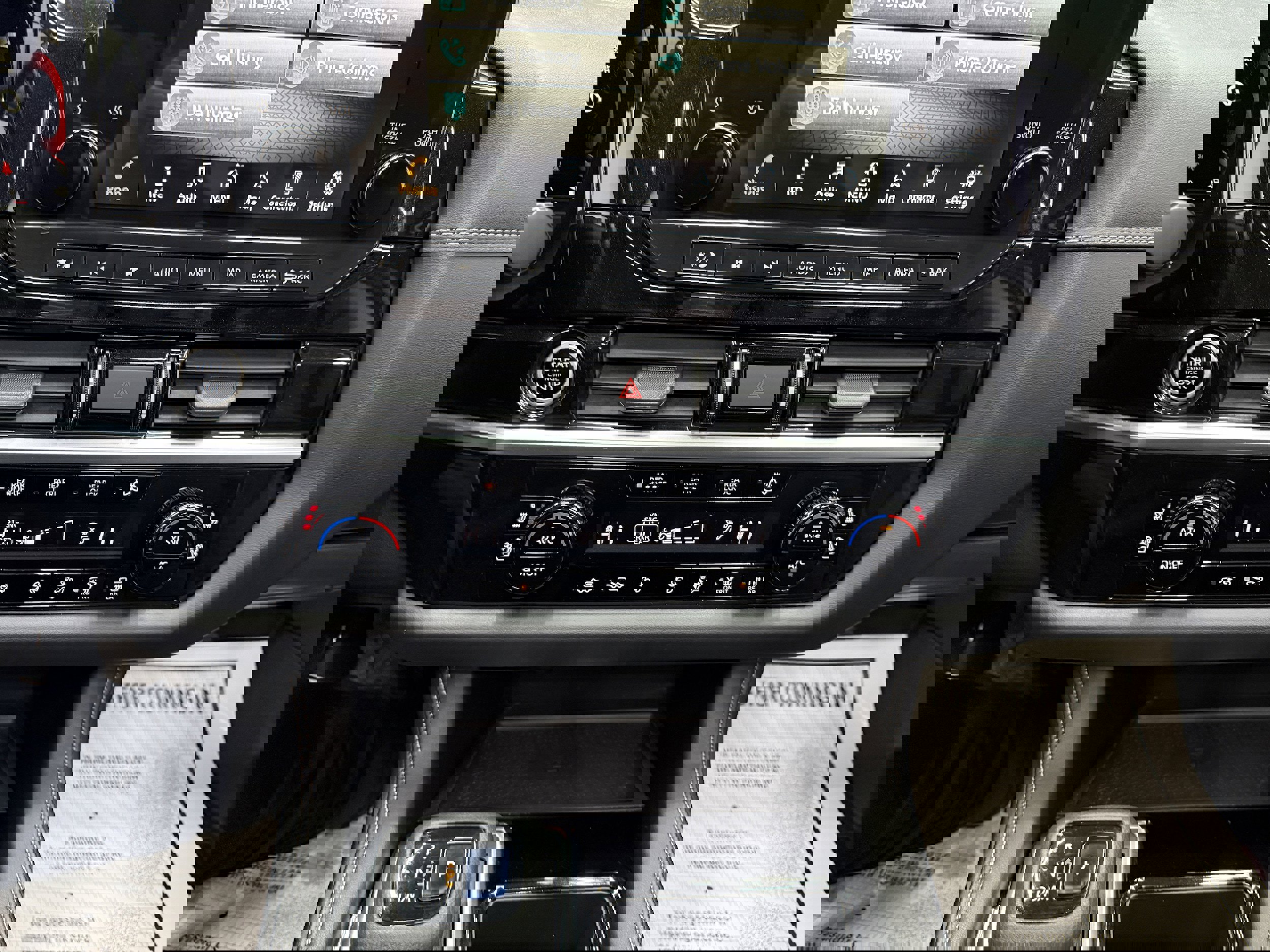 Used 2022 Nissan Pathfinder Platinum image 19