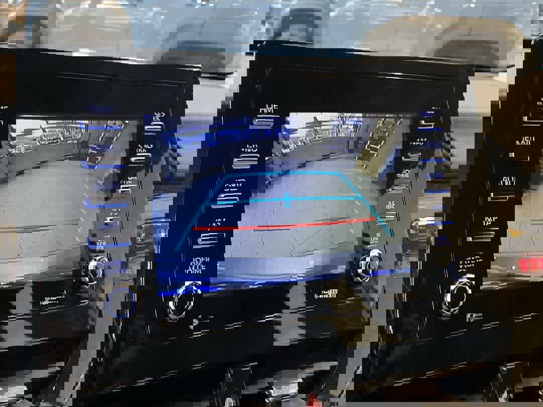 Used 2023 Toyota Camry SE image 17