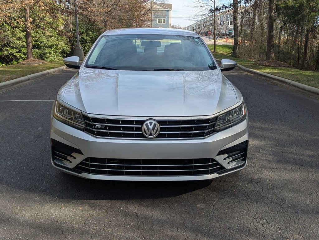 Used 2017 Volkswagen Passat 1.8T R-Line w/ R-Line Lighting Package image 3