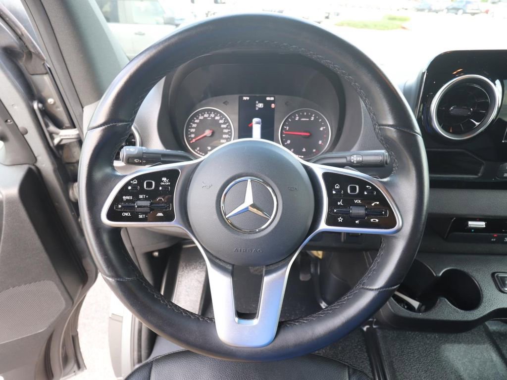 Used 2022 Mercedes-Benz Sprinter 4500 w/ Parking Package image 23