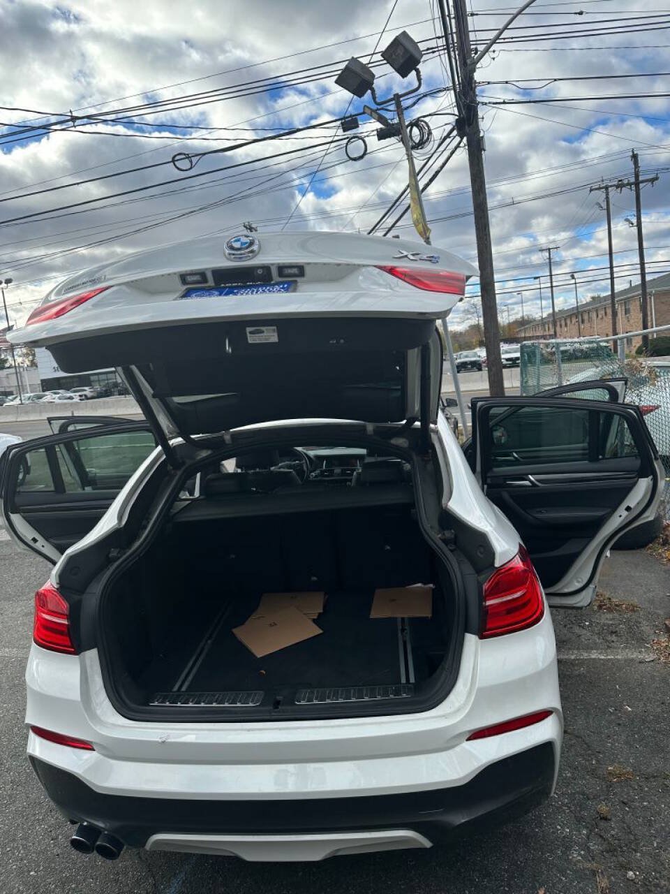 Used 2016 BMW X4 xDrive28i w/ Technology Package AWD/4WD image 12