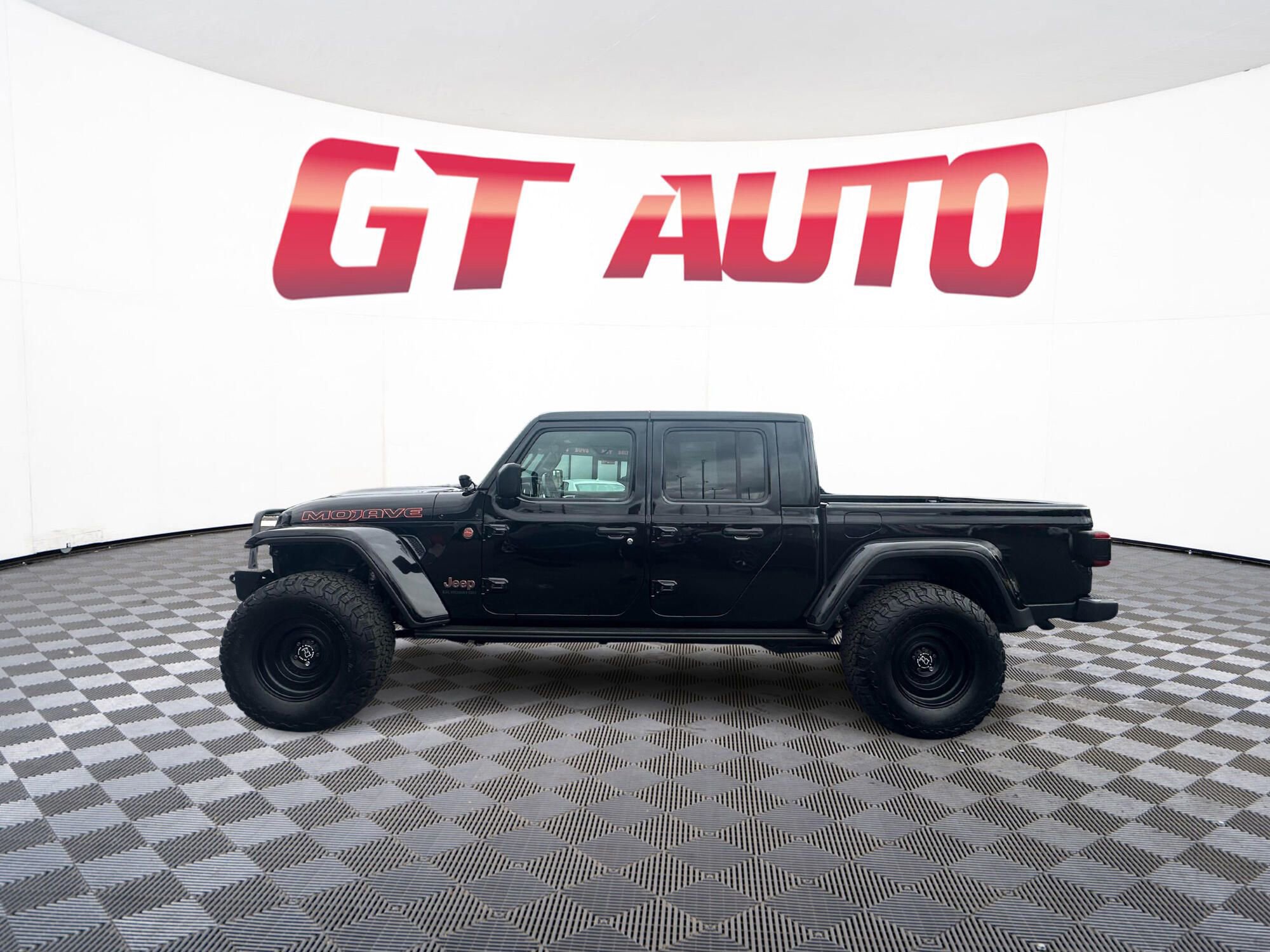 Used 2021 Jeep Gladiator Mojave image 4