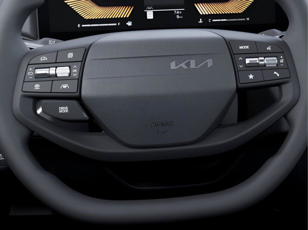 New 2026 Kia K4 FWD image 17