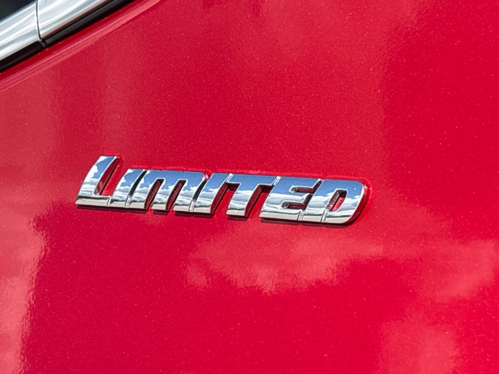 Used 2023 Toyota Tundra Limited w/ Power Package RWD image 9