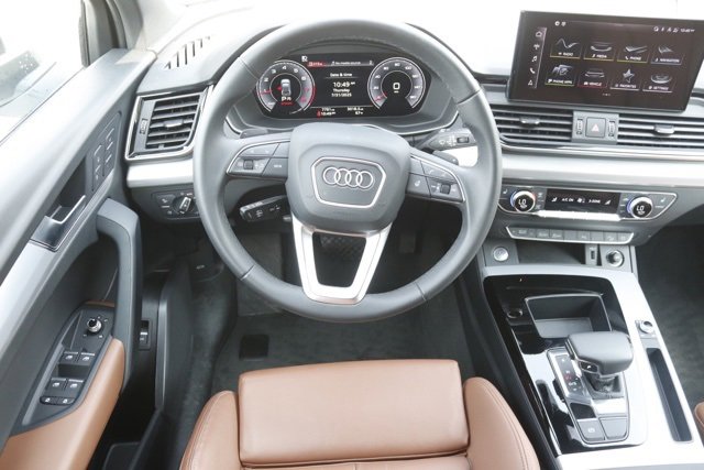 Used 2025 Audi Q5 2.0T Premium w/ Convenience Plus Package image 19