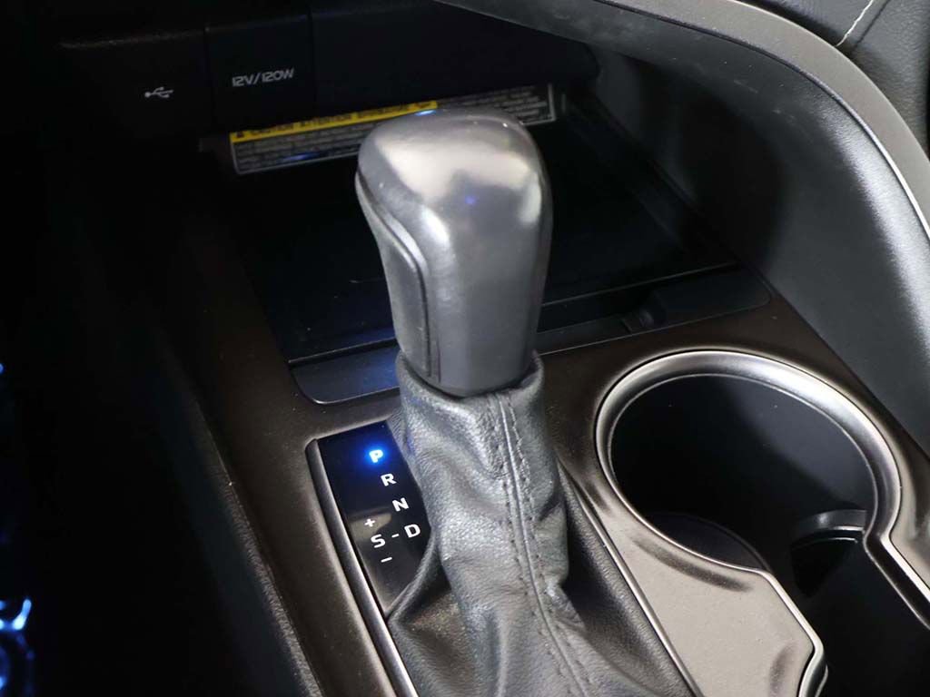 Used 2021 Toyota Camry XSE FWD image 35