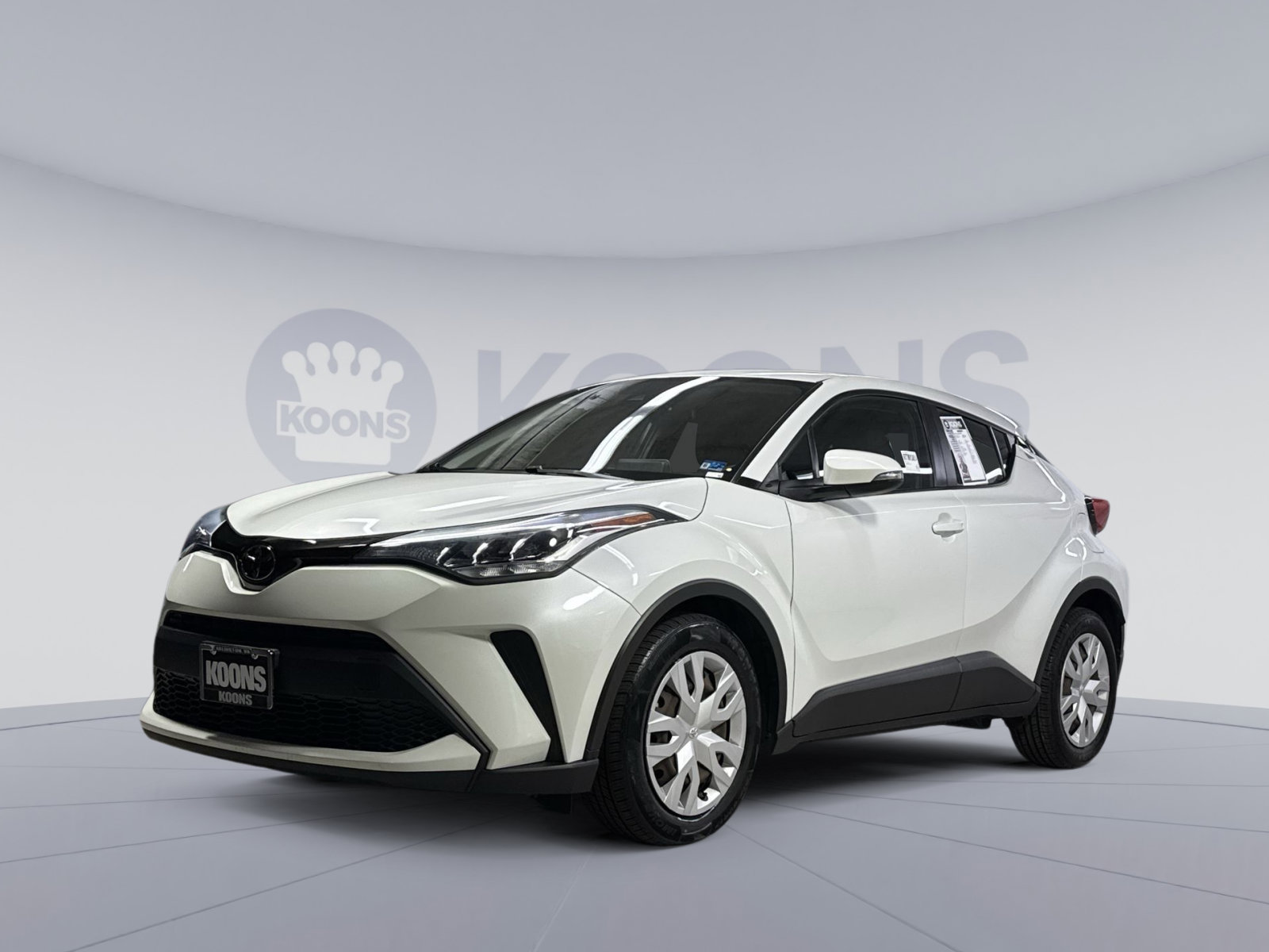 Used 2021 Toyota C-HR LE FWD image 1