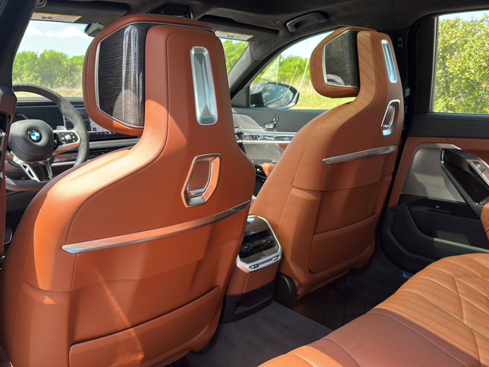 New 2026 BMW 740i w/ Premium Package image 15