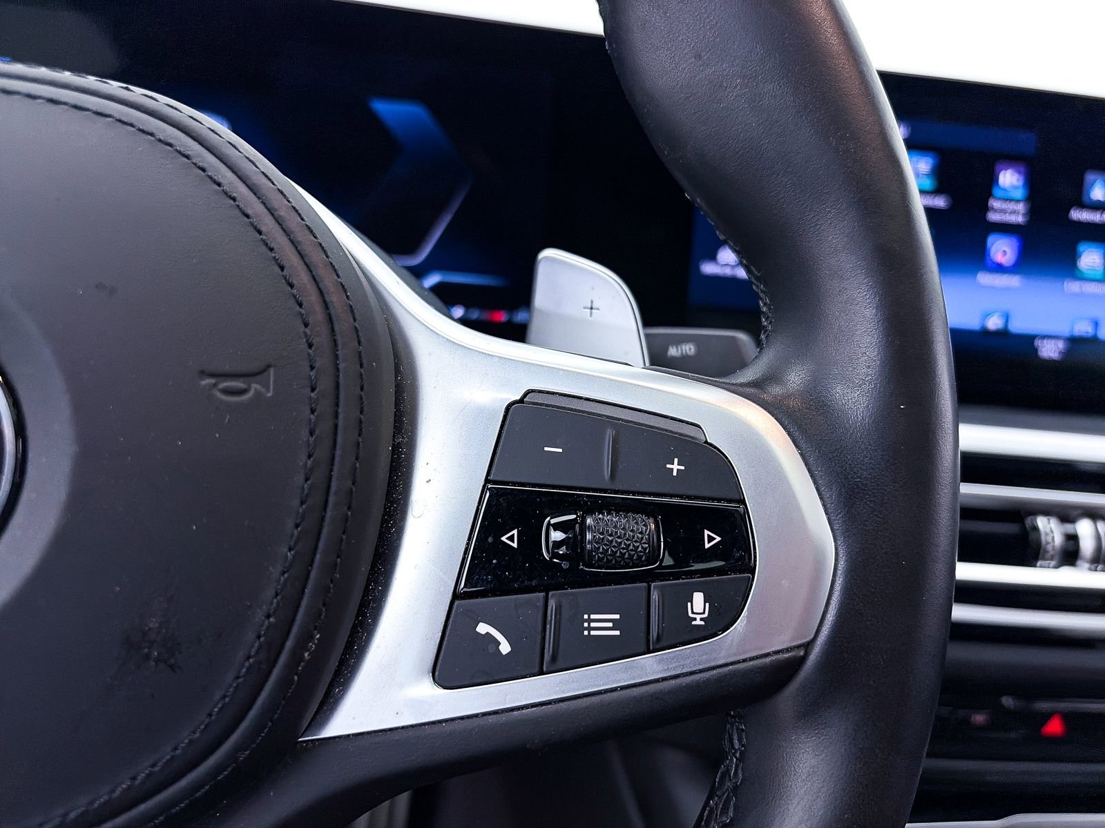 Used 2023 BMW M340i RWD image 35