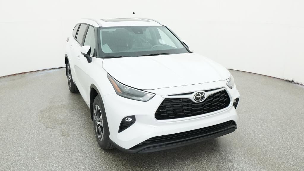 New 2026 Toyota Highlander XLE AWD/4WD image 14