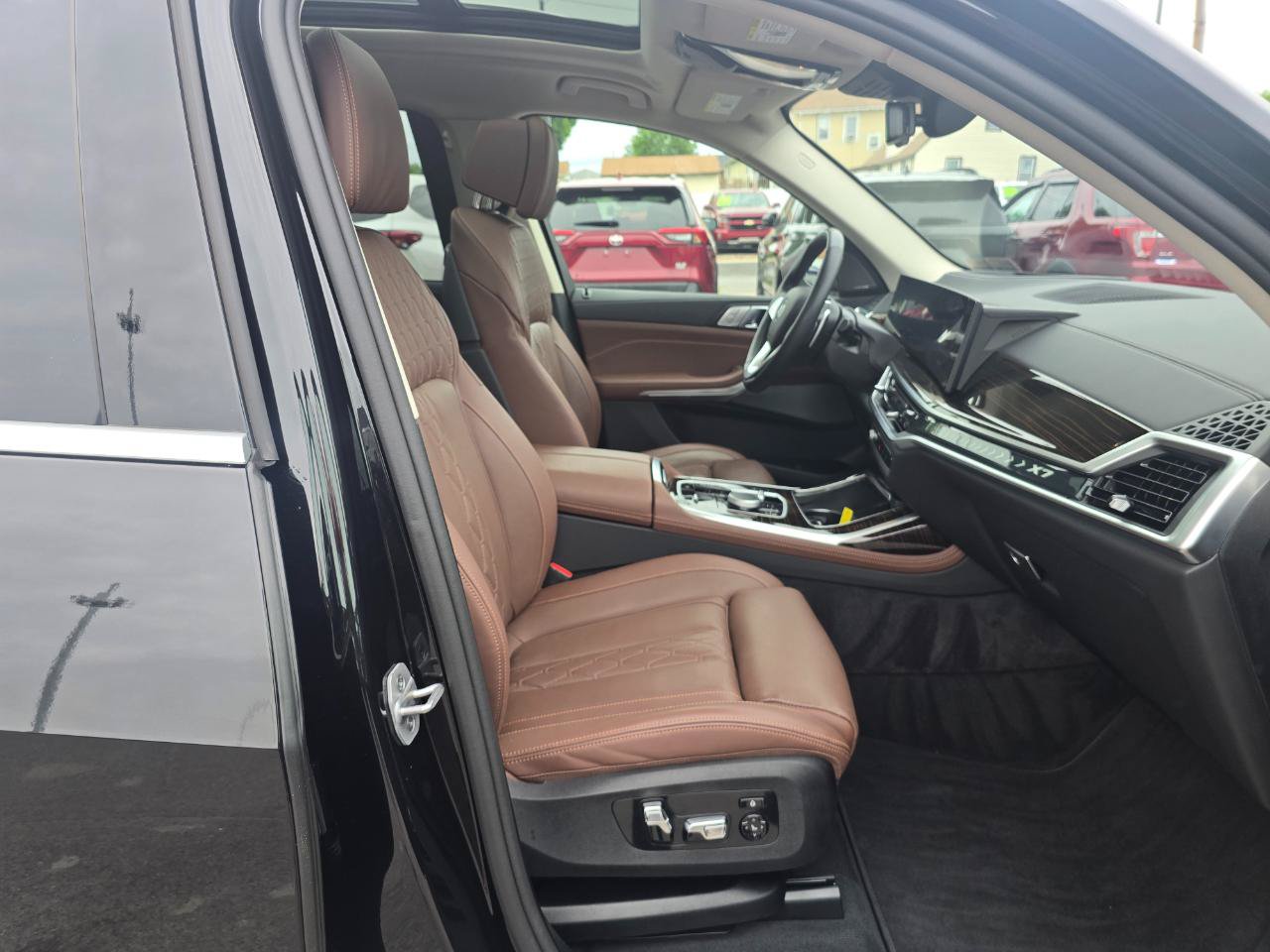 Used 2026 BMW X7 xDrive40i AWD/4WD image 19