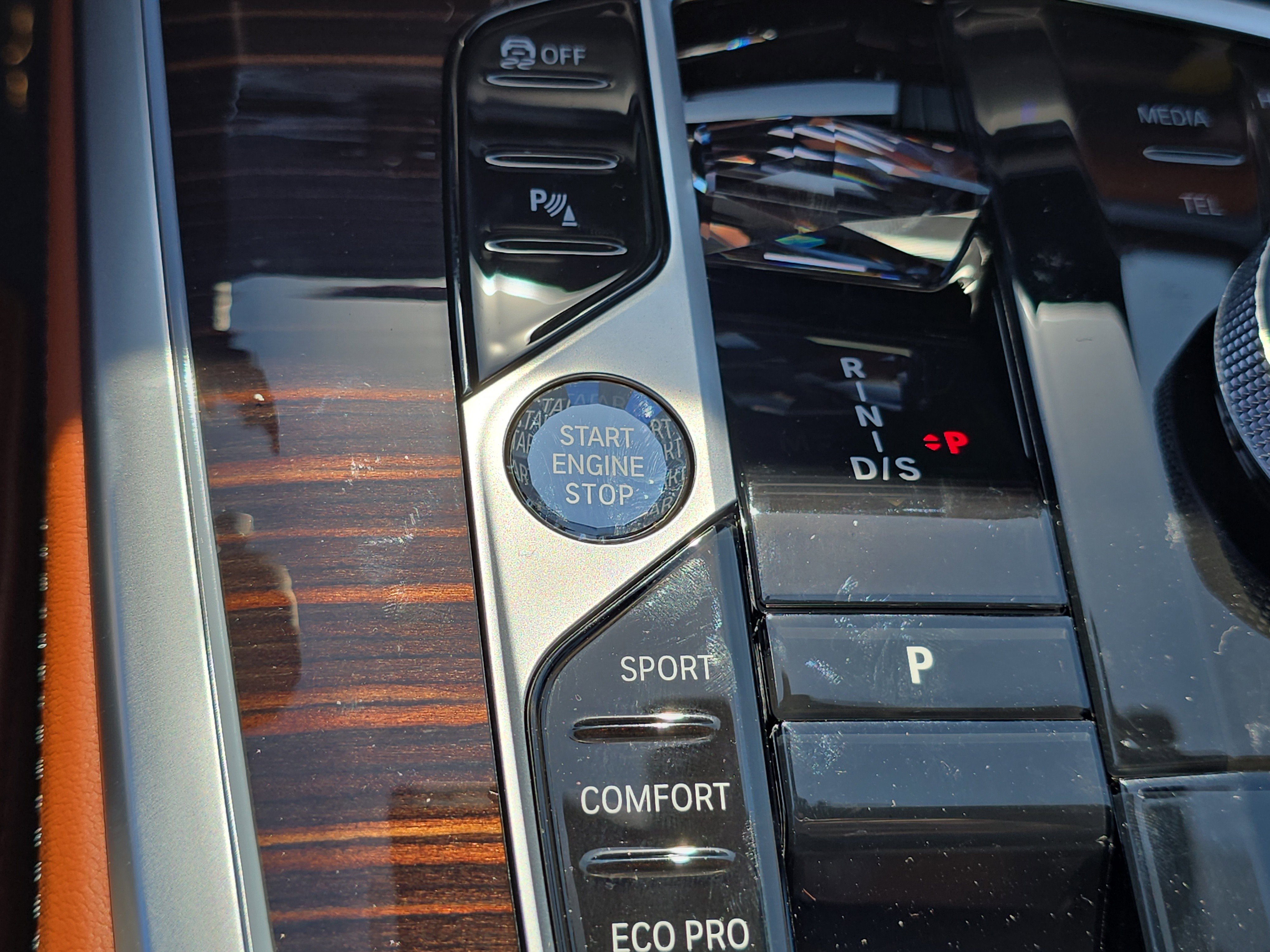 New 2026 BMW X7 M60i image 31