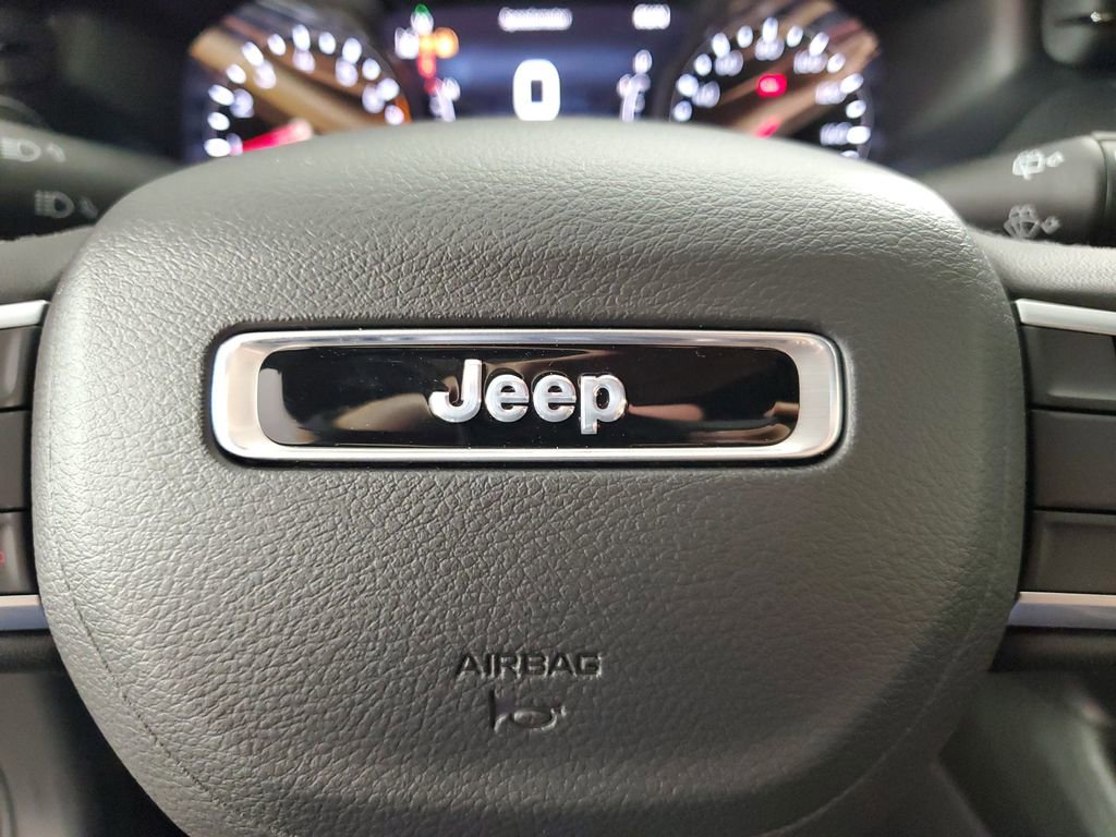New 2026 Jeep Compass Latitude image 21