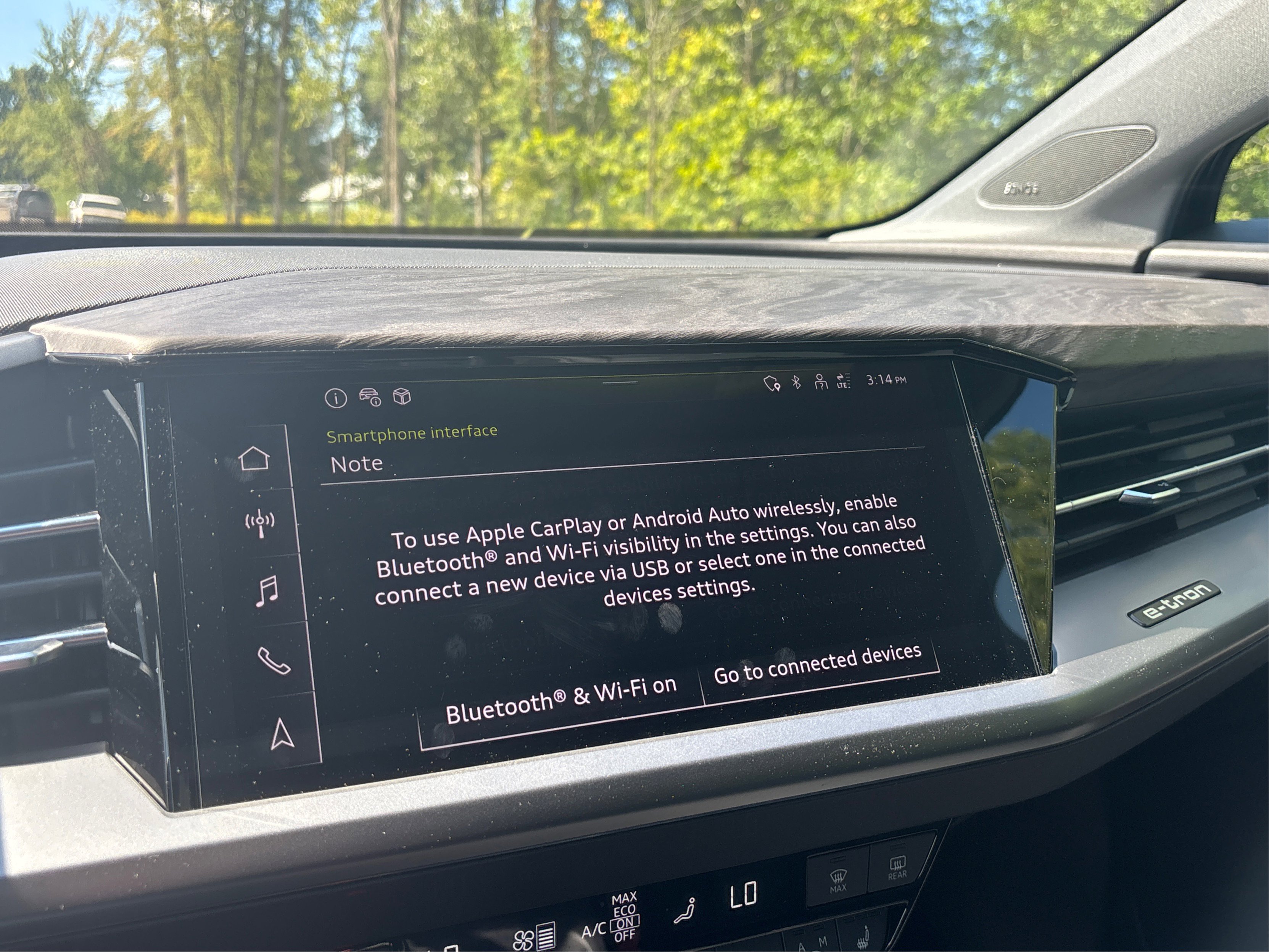 Used 2025 Audi Q4 e-tron Premium Plus image 46