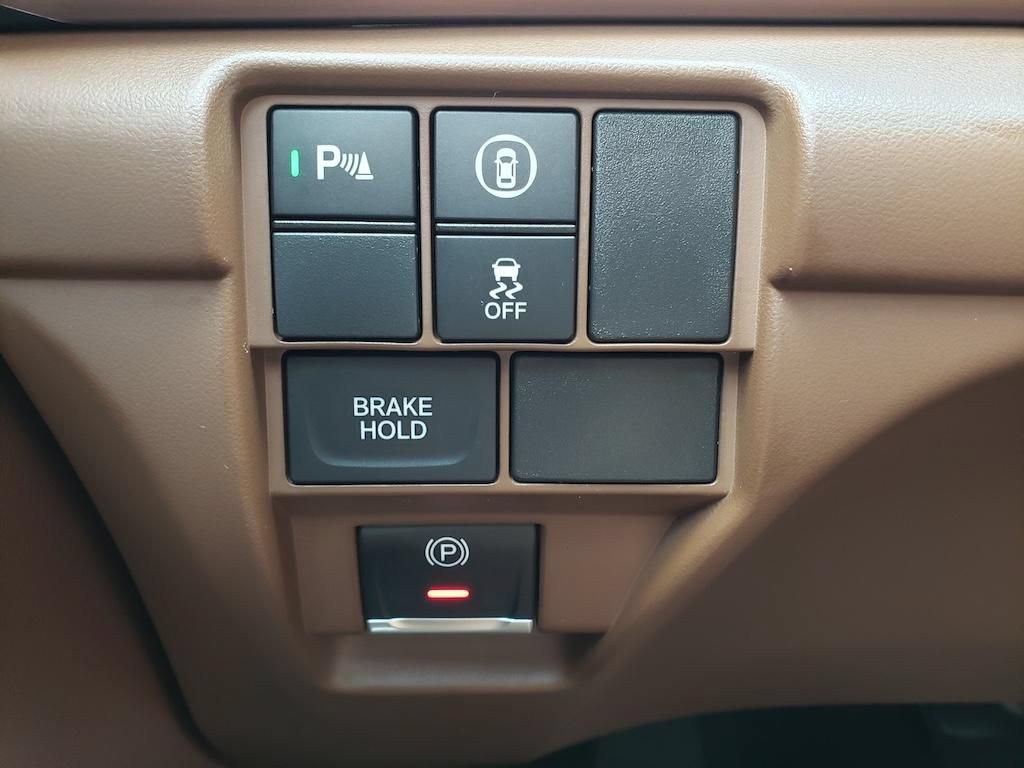 Used 2025 Acura RDX w/ Technology Package AWD/4WD image 24