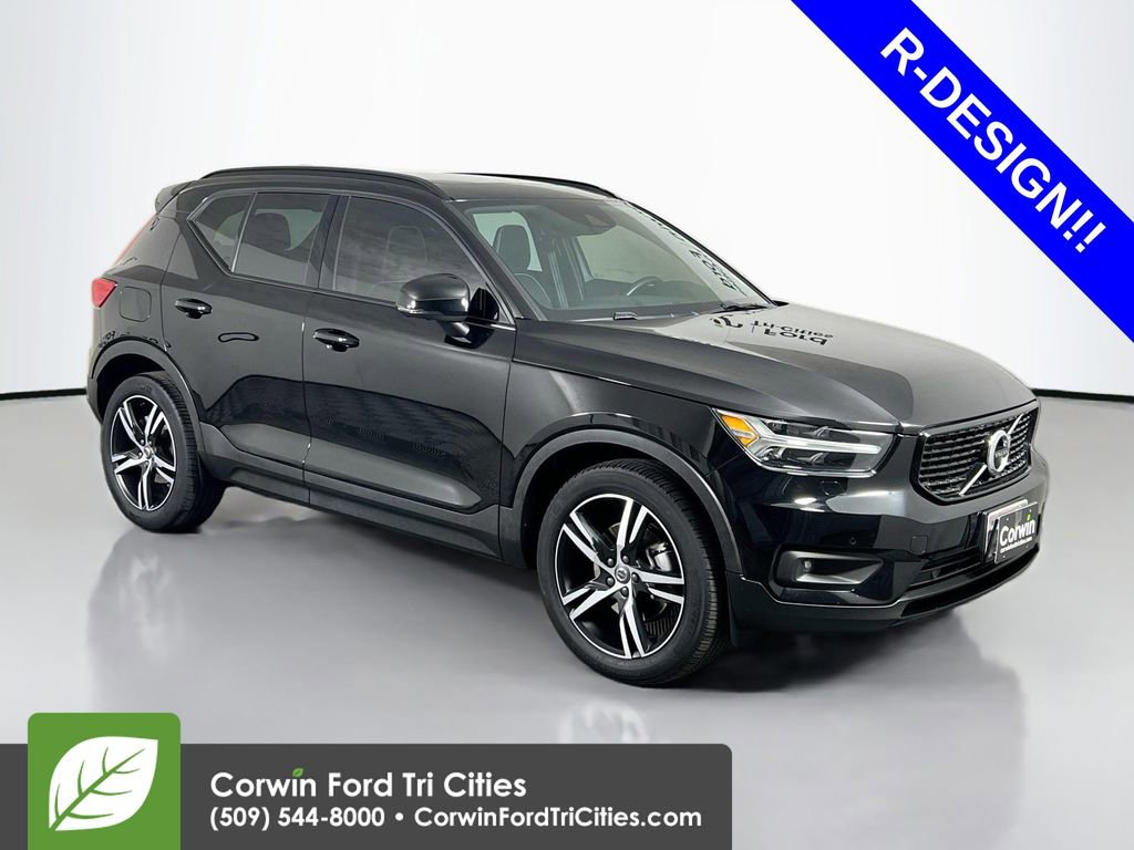 Used 2021 Volvo XC40 T5 R-Design
