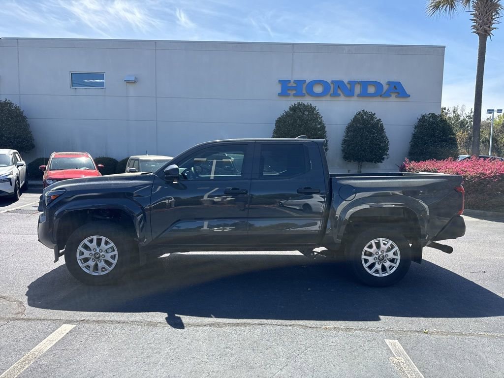 Used 2024 Toyota Tacoma SR image 6
