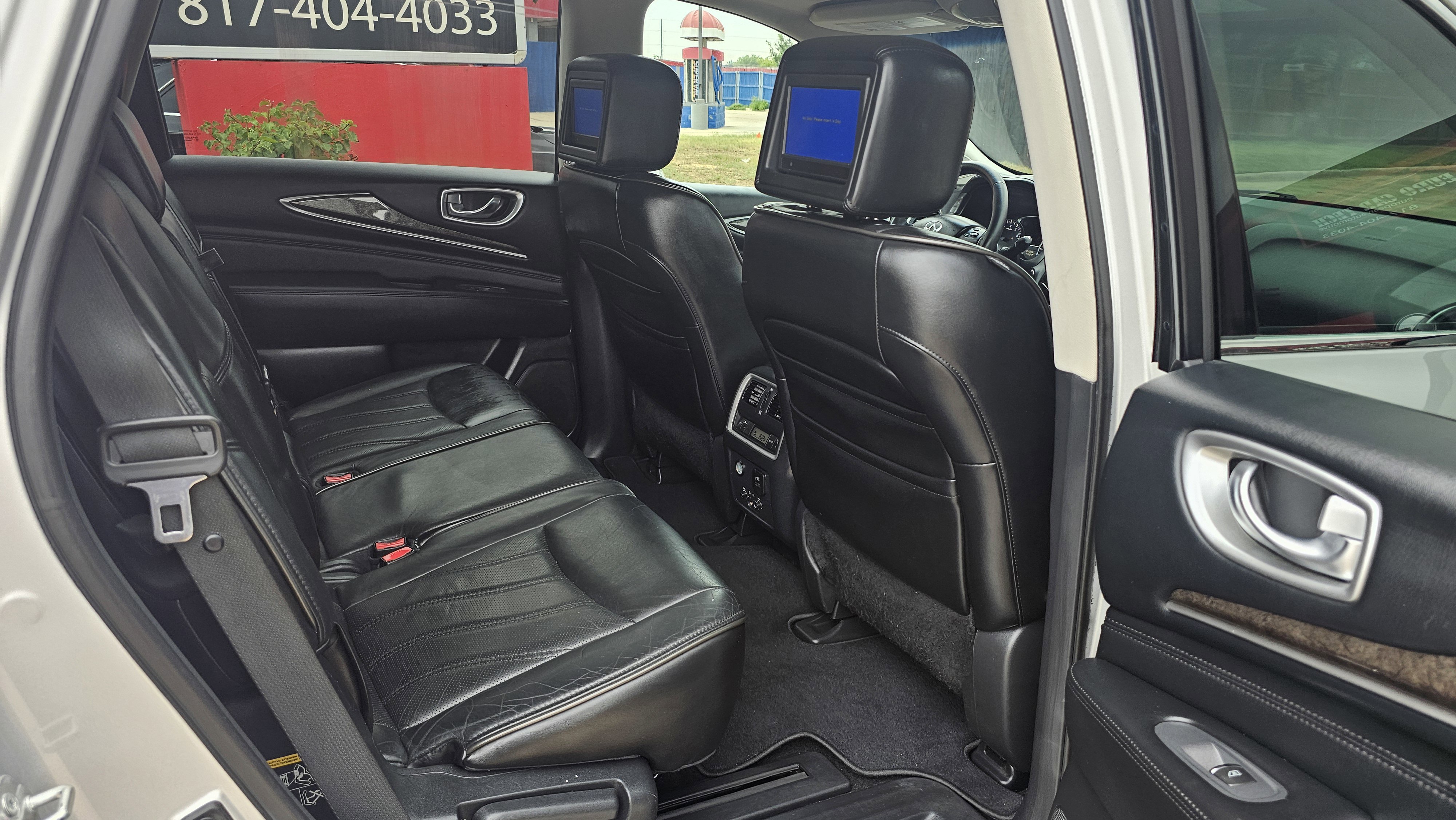 Used 2014 INFINITI QX60 AWD w/ Premium Plus Package image 30