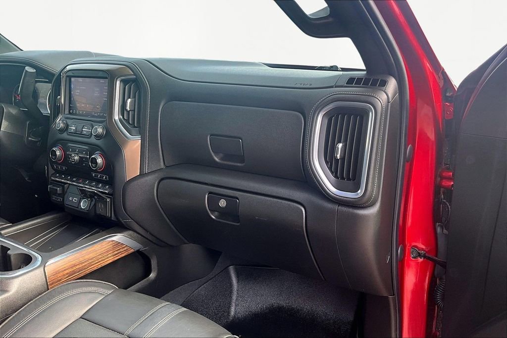 Used 2021 Chevrolet Silverado 1500 High Country w/ Technology Package image 17