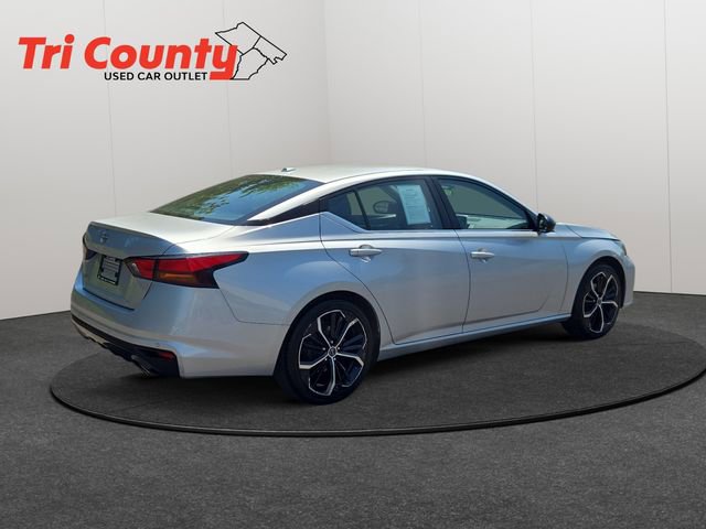 Used 2023 Nissan Altima 2.5 SR FWD image 8