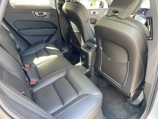 New 2026 Volvo XC60 T8 Ultra w/ Protection Package Premier AWD/4WD image 16