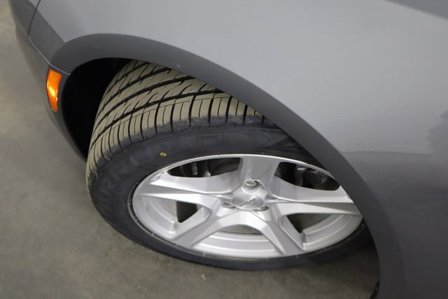 Used 2022 Chevrolet Camaro LT RWD image 39